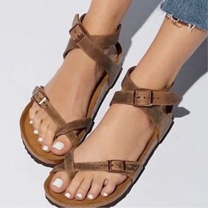 Leather Birkenstocks Yara Habana- well broken in! Ankle wrap. Size 37 (US sz 6)